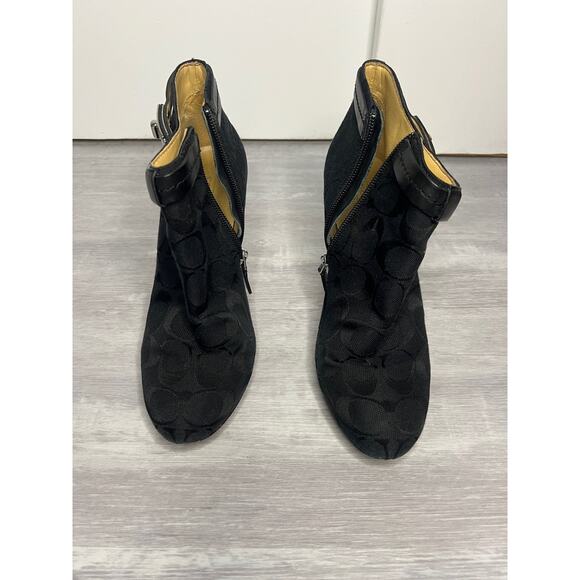 Authentic coach size 6.5 black heeled ankle bootie with silver accent buckle - Picture 6 of 10